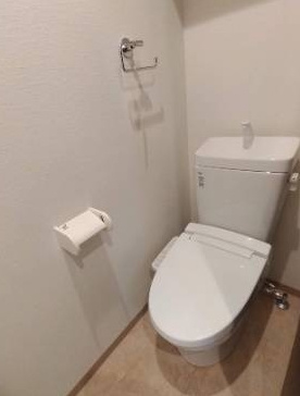 ファーストフィオーレ江坂レガリスのトイレ