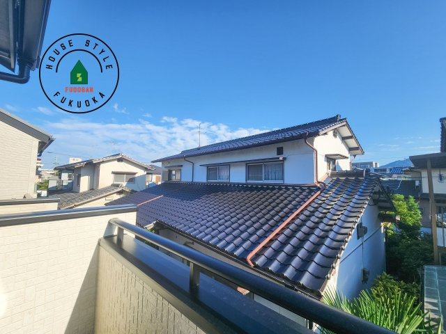 福岡市早良区飯倉3丁目第1-2棟(1号棟)の展望|窓から緑が見える物件も魅力的です。