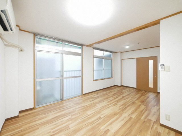 リブロン和泉町の居間・リビング