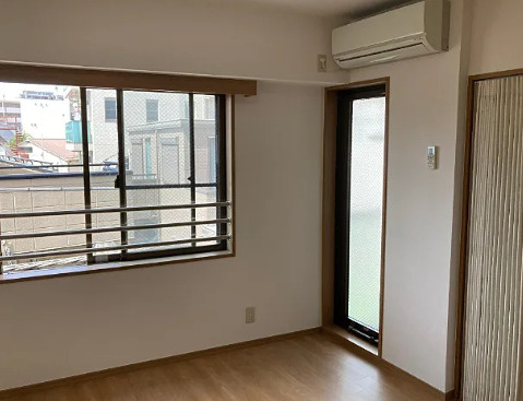 ペガサス神楽坂の居間・リビング