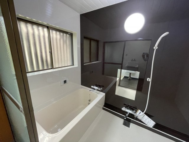 亀崎相生町1丁目貸家の浴室