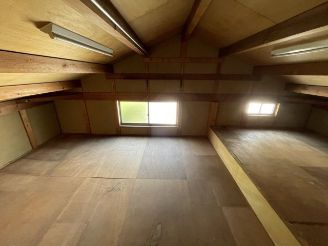 亀崎相生町1丁目貸家の収納