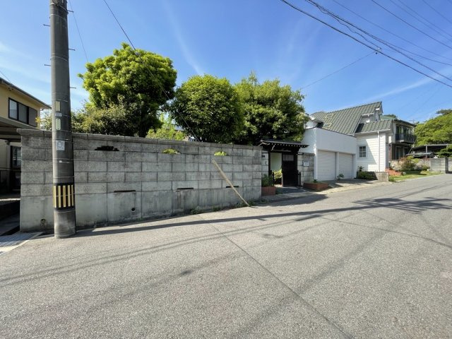 亀崎相生町1丁目貸家の駐車場