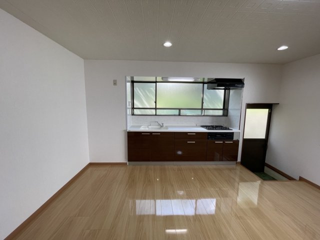 亀崎相生町1丁目貸家のキッチン