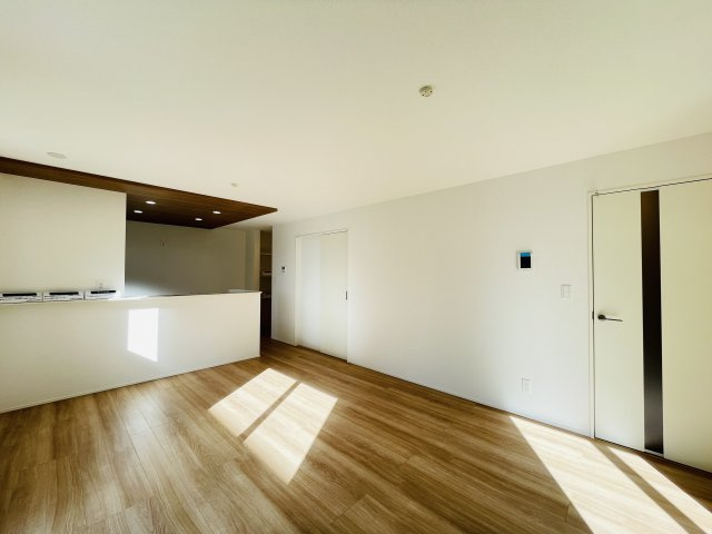 【居間・リビング】 | 深谷市針ヶ谷　GRAFARE　新築戸建　全4区画　3号棟