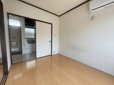 【寝室】 | サンハイツ