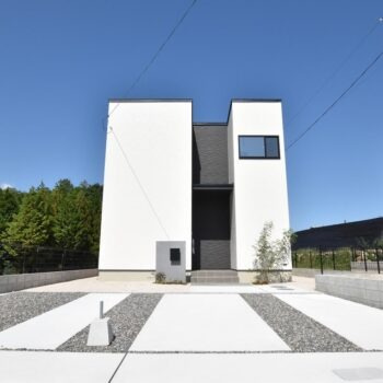 東広島市西条町御薗宇　新築一戸建て(全６棟)