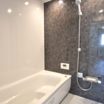 東広島市西条町御薗宇　新築一戸建て(全６棟)の浴室