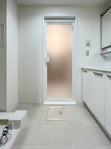 藤和三条山ノ内ホームズの独立洗面台