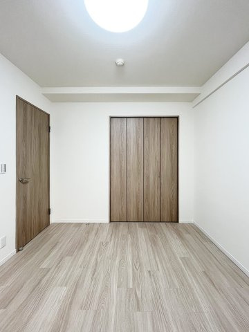 藤和三条山ノ内ホームズの洋室