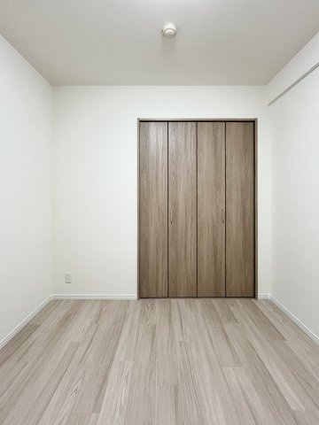 藤和三条山ノ内ホームズの洋室|約6.0帖の洋室です。