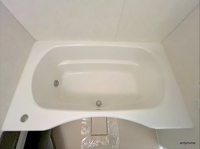 ロイヤルパークスなんば　仲介手数料無料の浴室