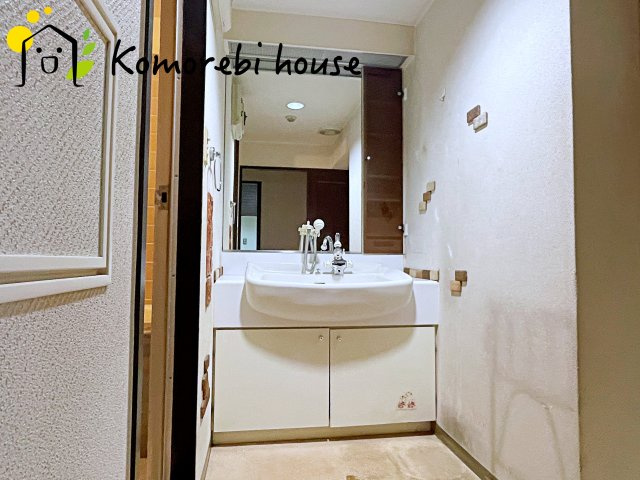 ベルヴィル大宮A棟の独立洗面台