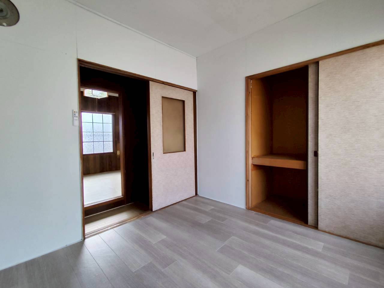 ヴィラ鳥取の洋室