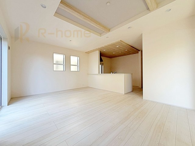 水戸市千波町4期　新築戸建て　1号棟の外観|ご予約を頂ければ、『平日』はもちろん『早朝』や『夜間』もご見学可能です♪お気軽にお申し付けください♪