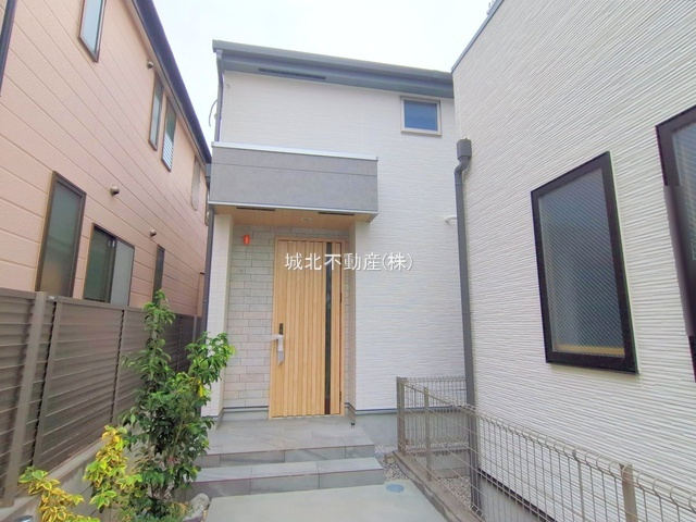 杉並区下井草1丁目 全3棟 C号棟