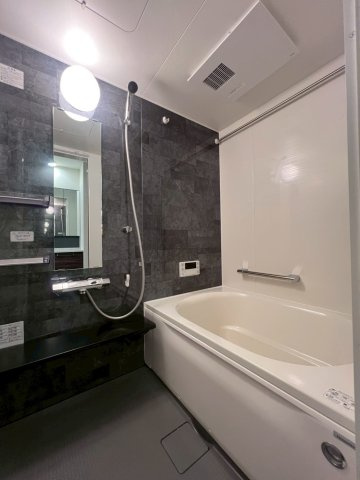 LaMaison大田町の浴室