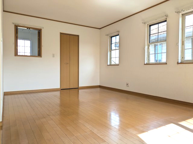 大網白里市季美の森南2　中古戸建の洋室|平成18年5月築 5LDK季美の森ゴルフ場のある分譲地 都市ガス上下水 駐車2台 容認事項あり