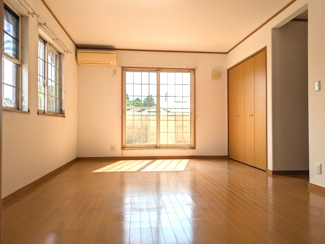 大網白里市季美の森南2　中古戸建の洋室|平成18年5月築 5LDK季美の森ゴルフ場のある分譲地 都市ガス上下水 駐車2台 容認事項あり