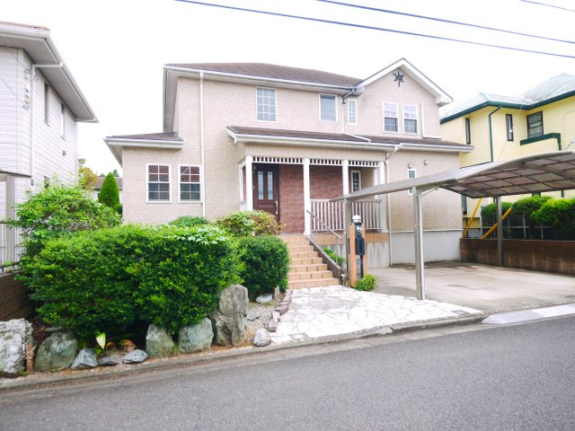 大網白里市季美の森南2　中古戸建の外観|平成18年5月築 5LDK季美の森ゴルフ場のある分譲地 都市ガス上下水 駐車2台 容認事項あり