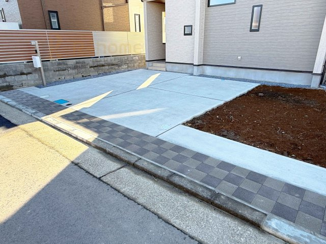 水戸市千波町4期　新築戸建て　2号棟の駐車場|カースペースは2台お停めいただけます♪