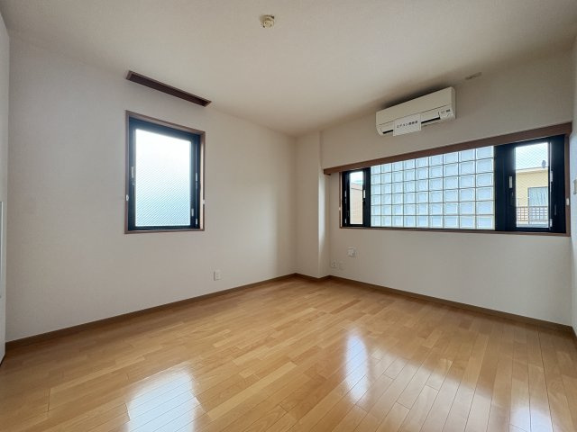 コート・アトリオ・上用賀の洋室