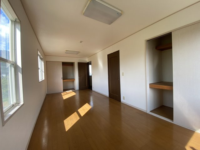 広島市佐伯区藤の木２丁目の中古一戸建の収納