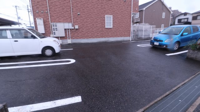 ベルデ・ビエントⅡ番館の駐車場