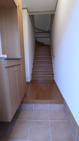 ベルデ・ビエントⅡ番館の玄関