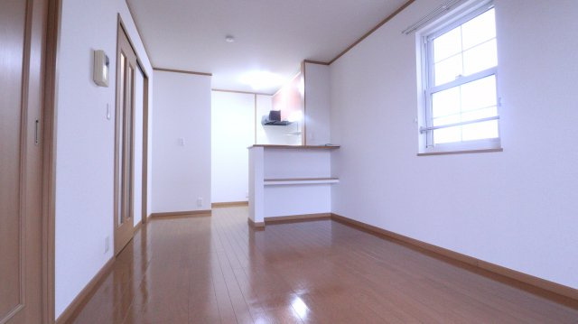 ベルデ・ビエントⅡ番館の居間・リビング