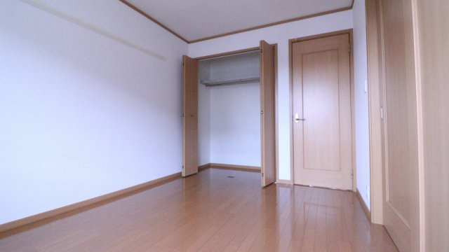 ベルデ・ビエントⅡ番館の寝室