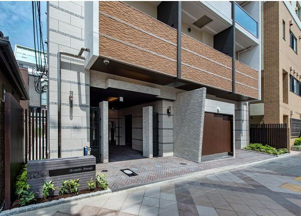 アバンティ淡路の外観