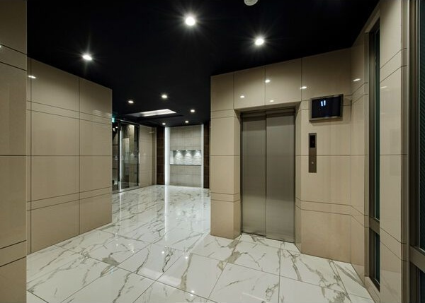 アバンティ淡路のロビー