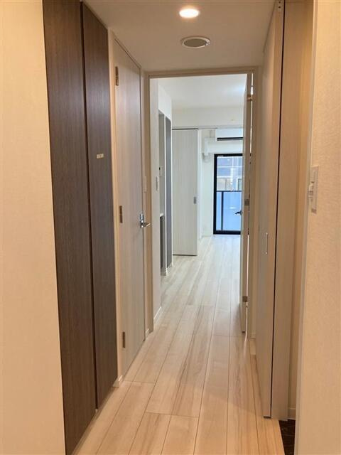 S-RESIDENCE新宿御苑の玄関|S-RESIDENCE新宿御苑