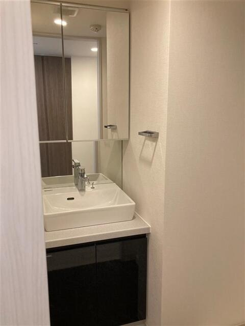 S-RESIDENCE新宿御苑の洗面所|S-RESIDENCE新宿御苑