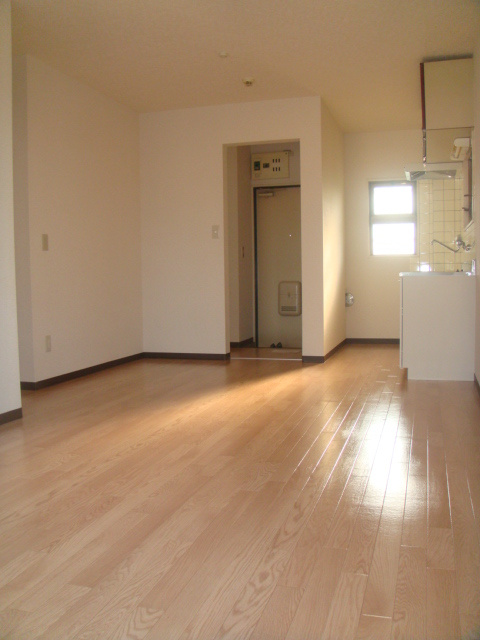 アビタシオン扇の居間・リビング|LDK・12帖