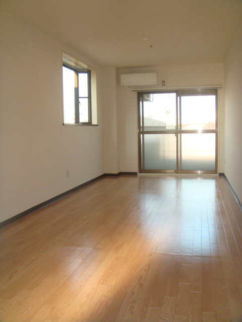 アビタシオン扇の居間・リビング|LDK・12帖