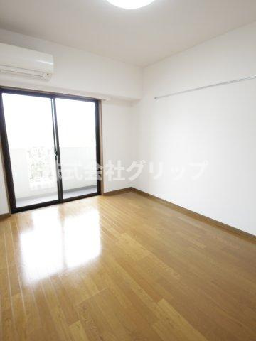 グリフィン横浜・反町公園の洋室