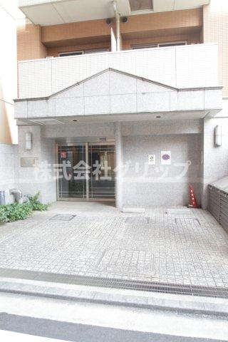 エクセリア横浜のエントランス