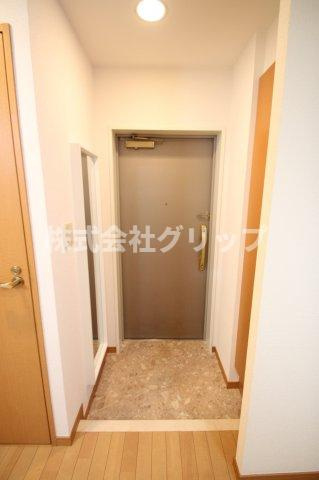 エクセリア横浜の玄関