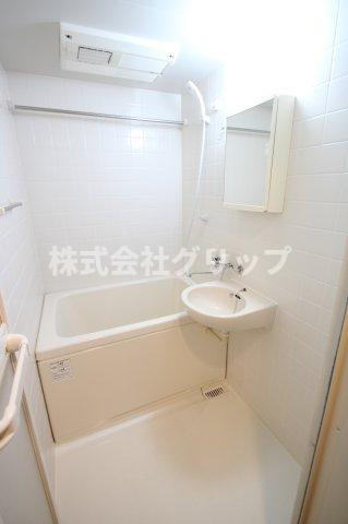 エクセリア横浜の浴室