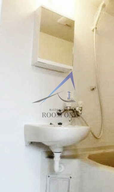 ミヤハイツの洗面所|洗面台です。