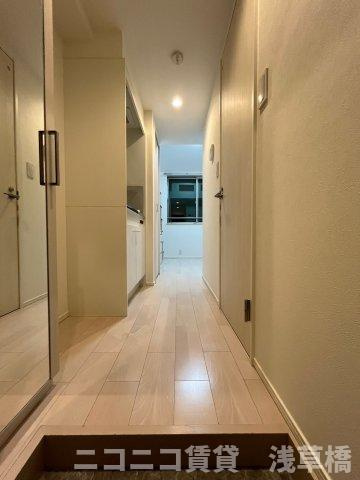 コーポ NAKASHOの玄関