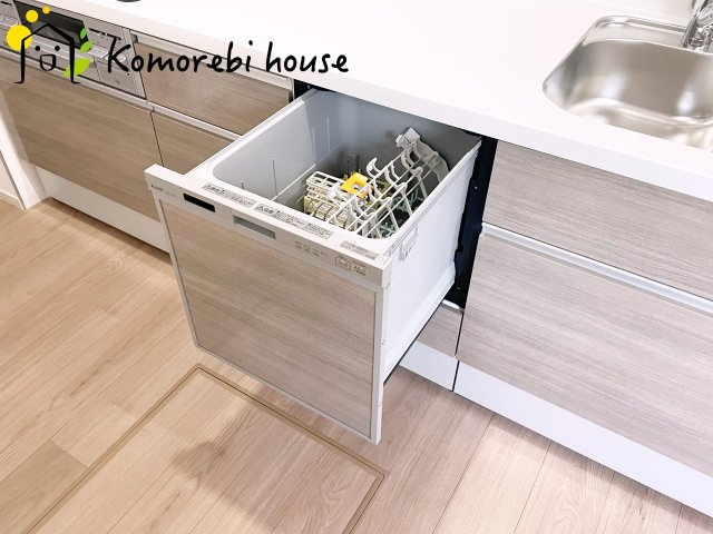 さいたま市西区内野本郷　7期　新築一戸建て　リガーレ　01のキッチン|きれいなキッチンです