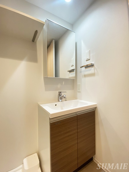 ラヴィエール上中里の独立洗面台|独立洗面化粧台が付いています