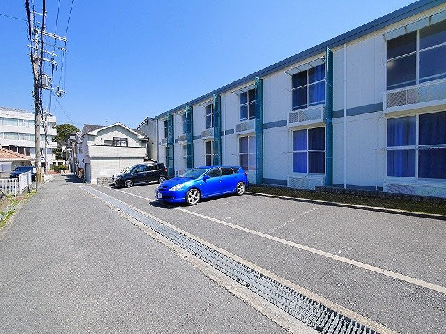 レオパレスシプレの駐車場|駐車スペースもあります