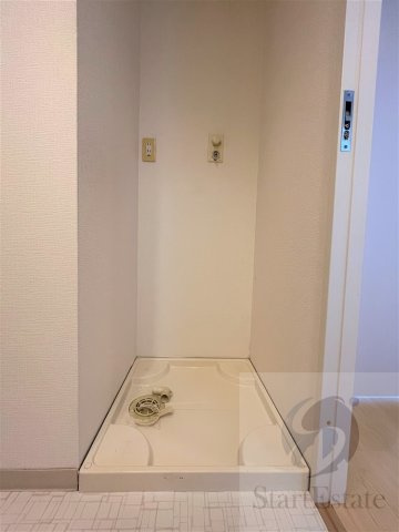 【ランドリースペース】 | ドルチェグラン山坂 | 賃貸借契約前のお部屋の画像です。