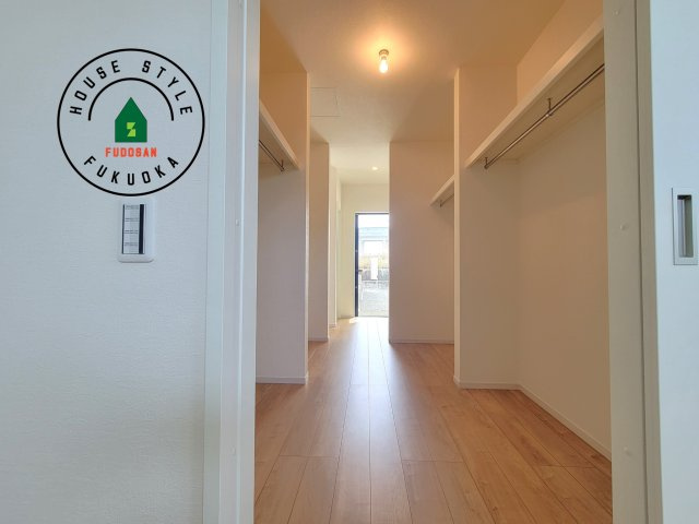 福岡市東区土井第2-1棟（1号棟）　の内観：施工例|平屋はワンフロアしかないため、部屋と部屋の距離が近くなります。 生活音の緩衝材として廊下を活用するのがおすすめです。