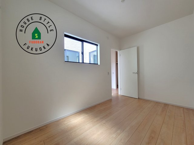 福岡市東区土井第2-1棟（1号棟）　の内観：施工例|穏やかな光が差し込む室内には、穏やかな時間が流れます。