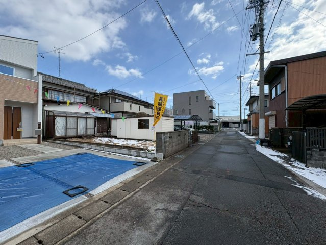 【商談中】リーブルガーデン　岐阜市池ノ上町４丁目　全１区画分譲の前面道路含む現地写真|■前面道路　■ヤマダ不動産　株式会社リライフ　
■夢のマイホーム購入をフルサポートします！